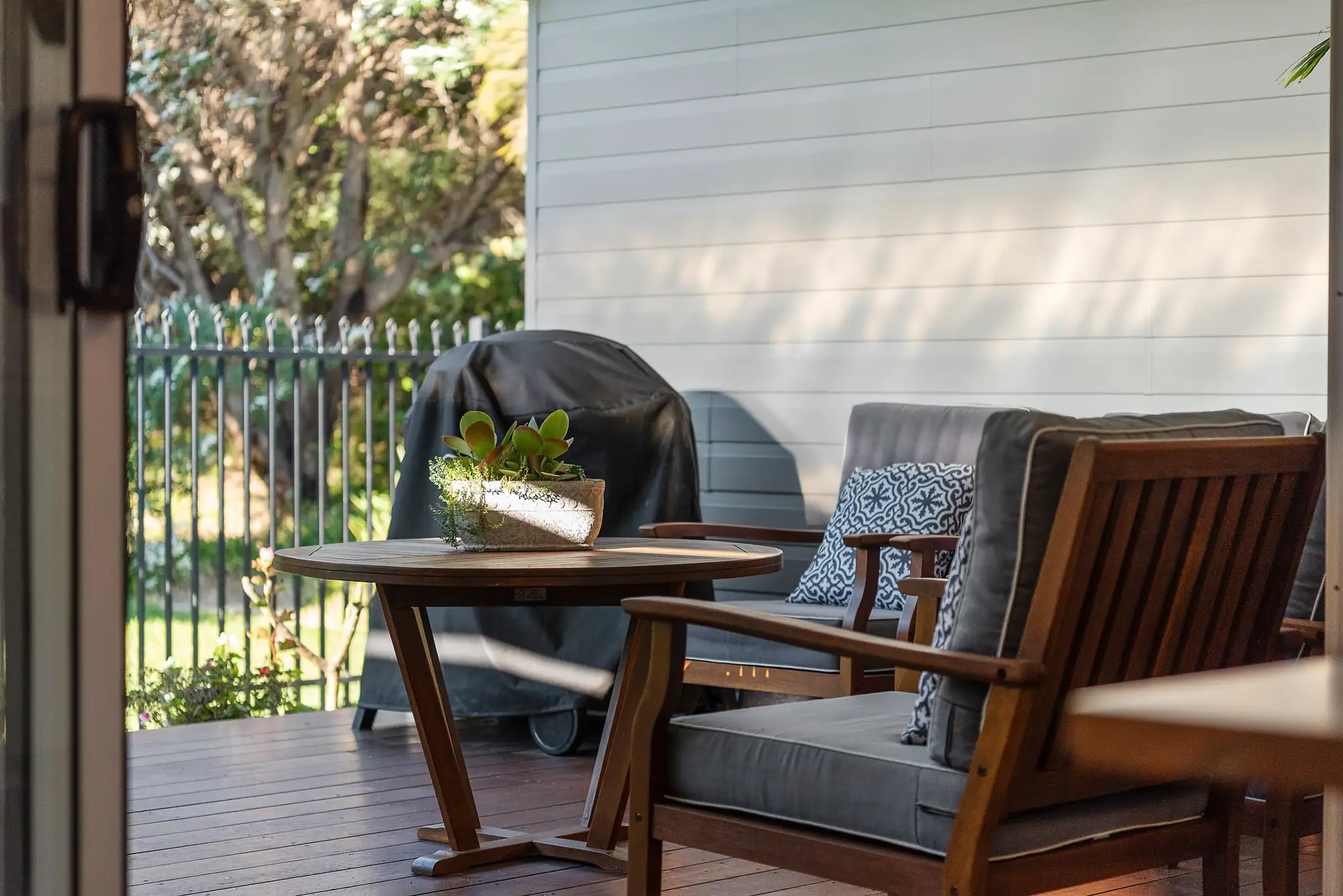 scandi - Built-In Deck